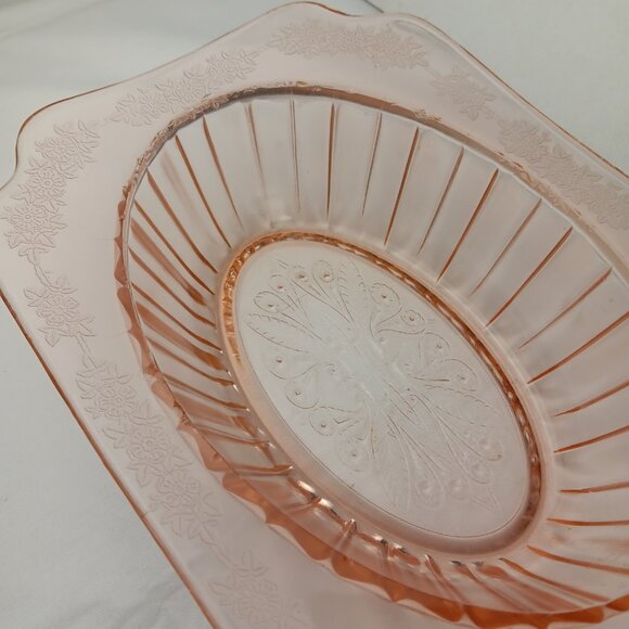 Vintage 1930's Jeannette Glass Adam Pattern in Pink Depression Oval Serving Bowl - Picture 2 of 10